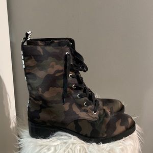 Aldo’s Camo boots